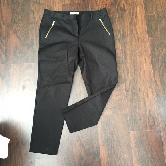 Michael Kors Pants - CCO NWOT Michael kors Black with gold slacks